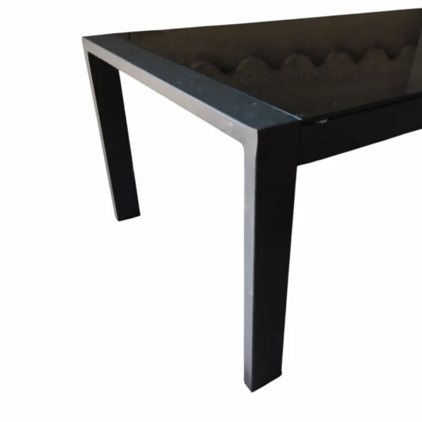 Table basse en verre fumé