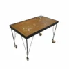 Petite table à roulettes