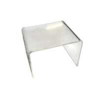 Petite table transparente