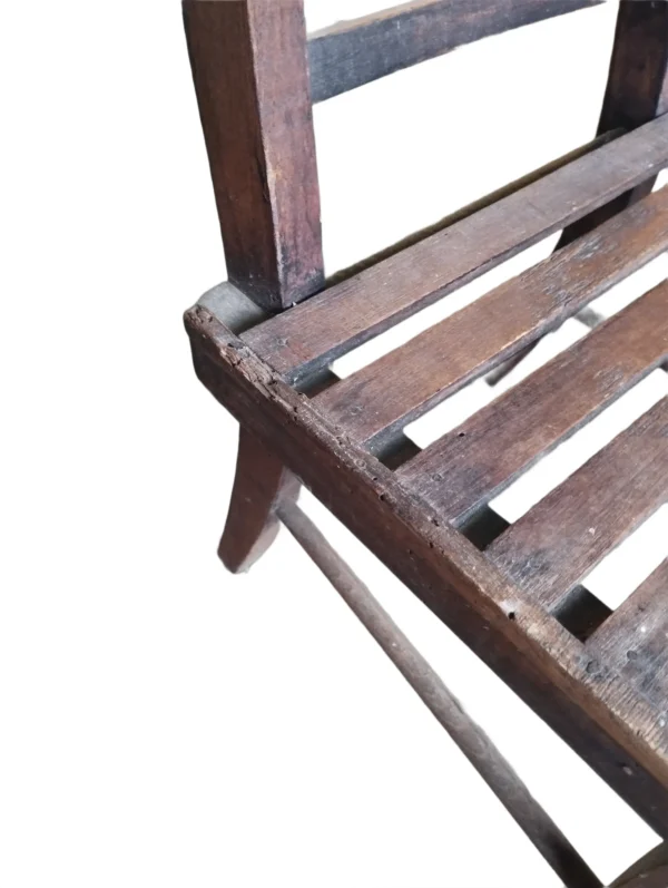 Chaise enfant en bois