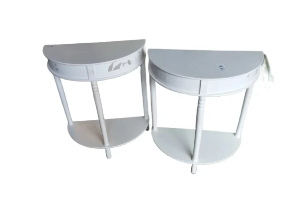 Tables de nuit demi-lunes