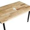 Petite table en bois